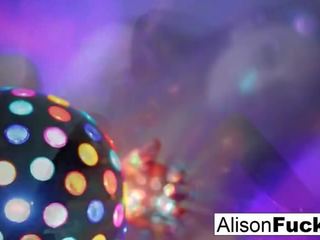 Forheksende stor boobed disco ball enchantress kjønn film klipp