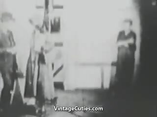Painter seduce e scopa un singolo giovane femmina (1920s annata)