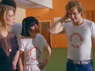 Maison de plaisir 1980, vapaa koulutyttö aikuinen klipsi vid f8