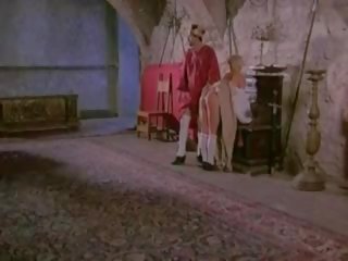 Червеношийка качулка 1995 directed от joe damato, порно ев